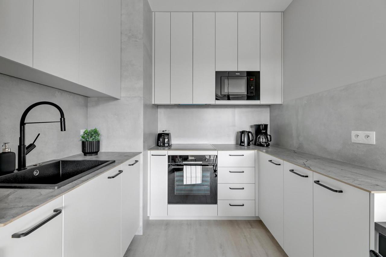Flatbook - City Center Apartments Doki Living Gdańsk Zewnętrze zdjęcie