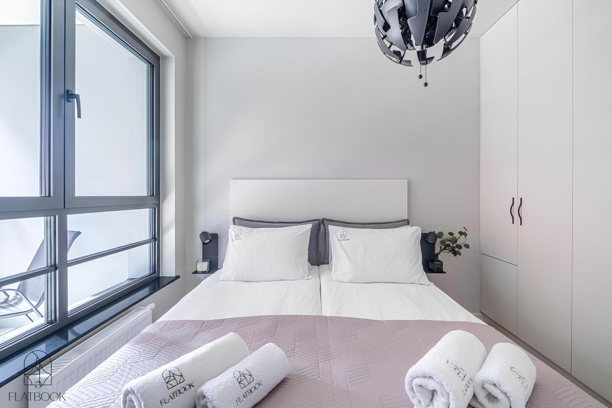 Flatbook - City Center Apartments Doki Living Gdańsk Zewnętrze zdjęcie