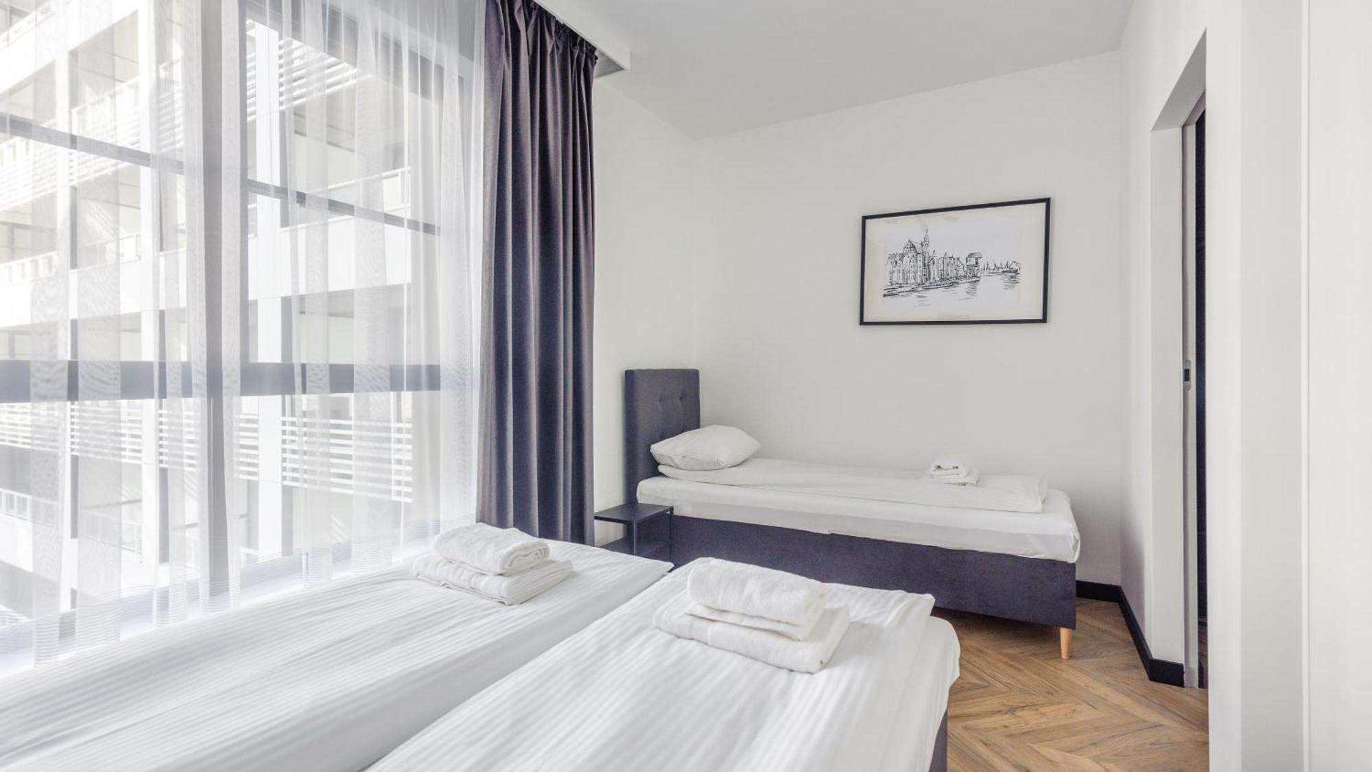 Flatbook - City Center Apartments Doki Living Gdańsk Zewnętrze zdjęcie